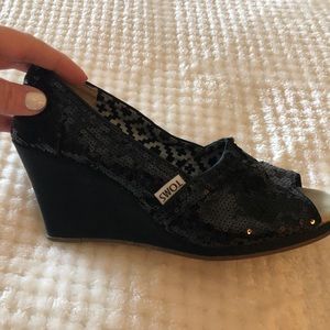 TOMS Black sequin wedges